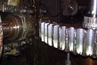 אלקטרודה לריתוך יציקות ברזל בהשקעת חום מינ' ובזרם נמוך