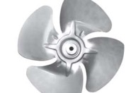 אלקטרודה שקטה וקלת שליטה עם כיסוי סיגים עבה על הריתוך